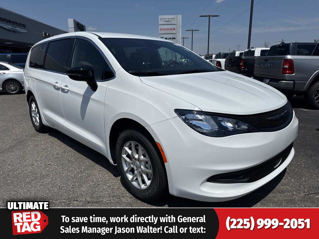 2026 Chrysler Voyager LX FWD