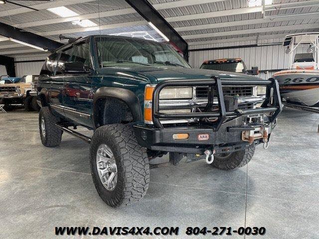 1999 Chevrolet Suburban K2500 LT 4WD