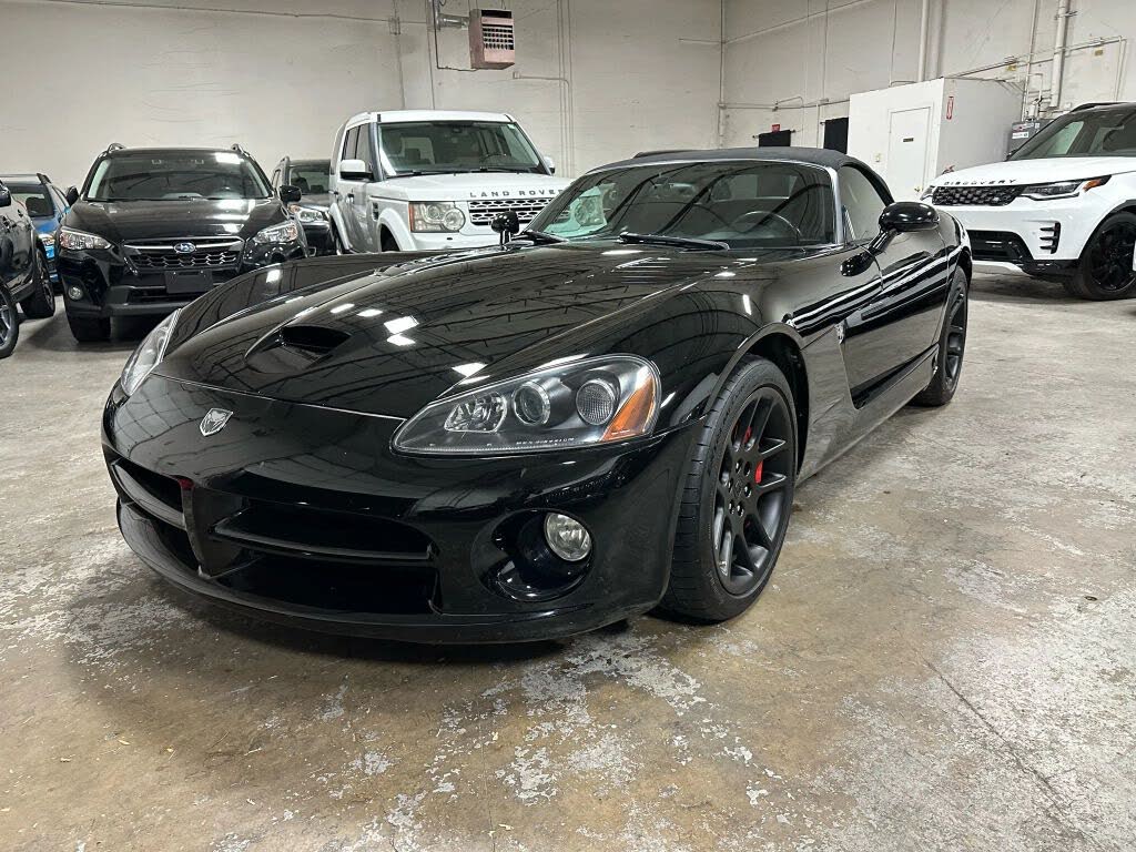 2004 Dodge Viper SRT10 Roadster RWD