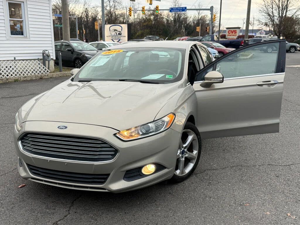 2015 Ford Fusion SE