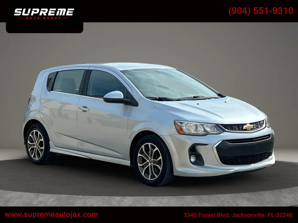 2017 Chevrolet Sonic LT Hatchback FWD