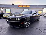 Dodge Challenger SXT Plus RWD