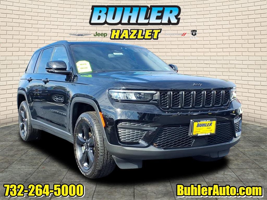 2023 Jeep Grand Cherokee Altitude 4WD