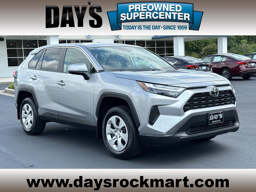 2023 Toyota RAV4 LE FWD