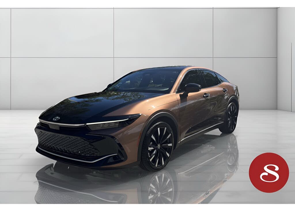 2024 Toyota Crown Platinum AWD