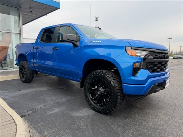 2026 Chevrolet Silverado 1500 Custom Crew Cab 4WD