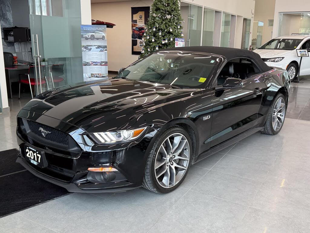 2017 Ford Mustang GT Premium Convertible RWD