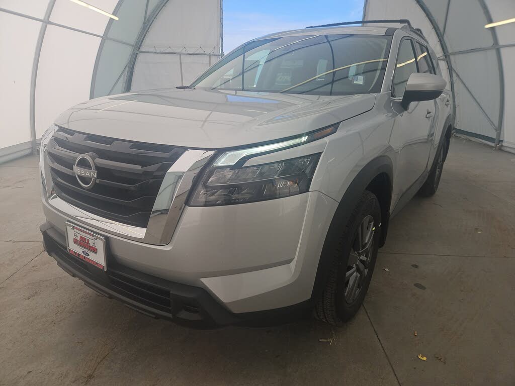 2025 Nissan Pathfinder SV 4WD