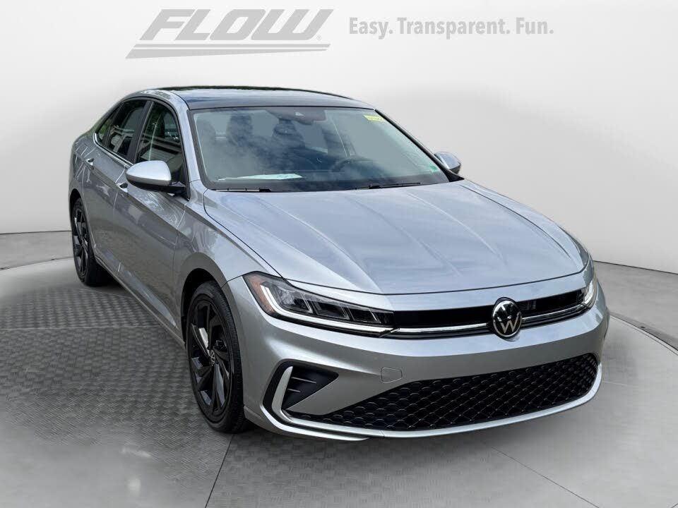 2025 Volkswagen Jetta SE FWD