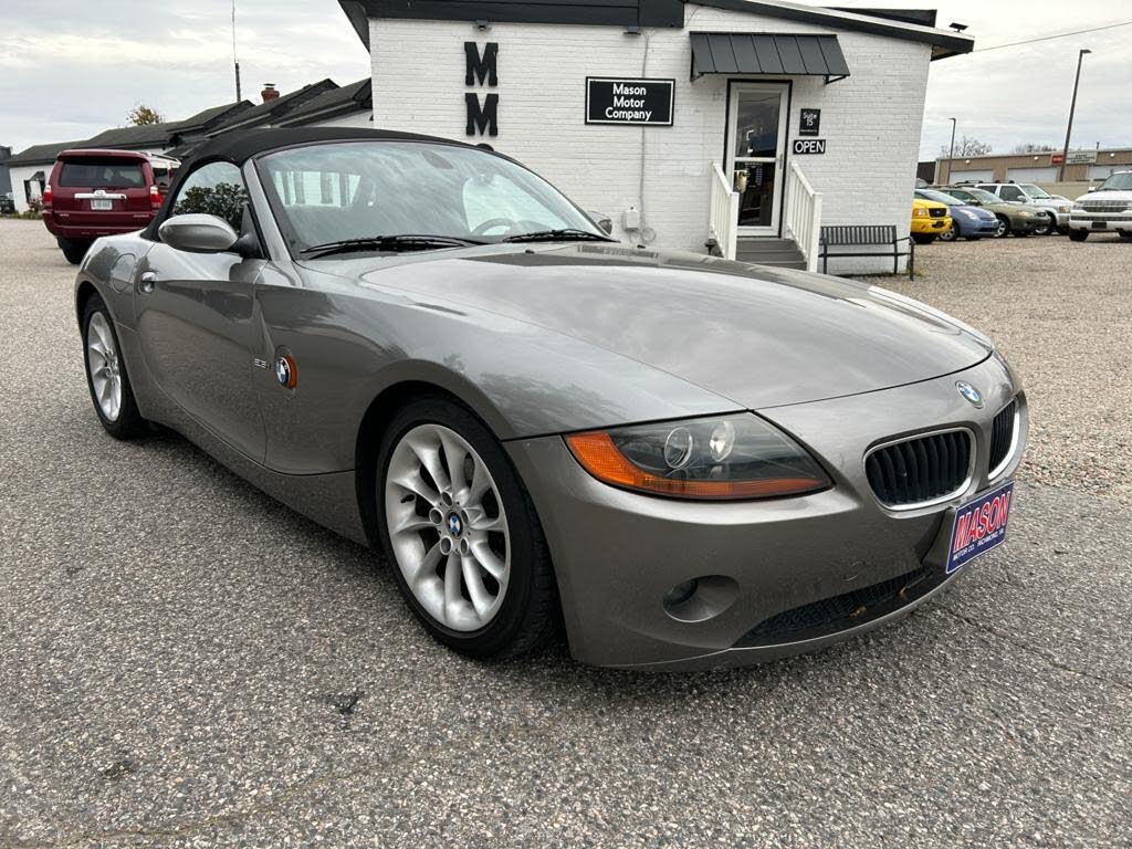 2004 BMW Z4 2.5i Roadster RWD