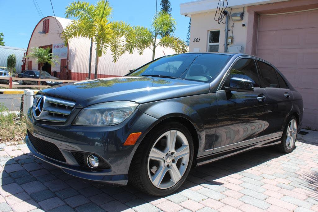 2010 Mercedes-Benz C-Class C 300 Luxury