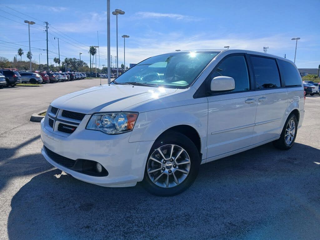2013 Dodge Grand Caravan R/T FWD