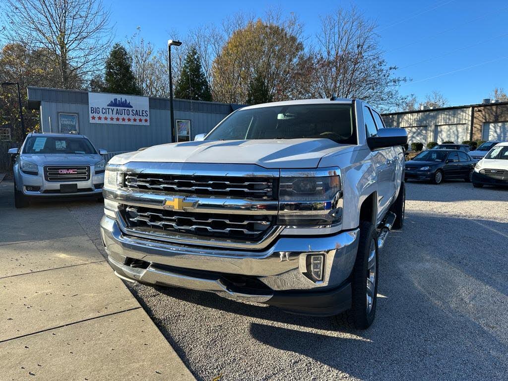 2016 Chevrolet Silverado 1500 LTZ Crew Cab 4WD