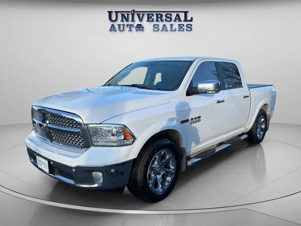 2017 RAM 1500 Laramie Crew Cab 4WD
