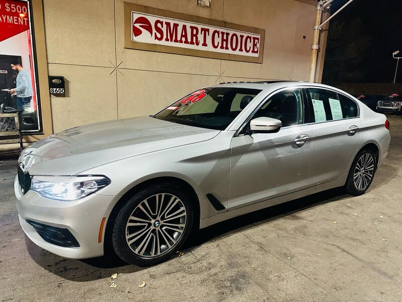 2018 BMW 5 Series 530i Sedan RWD
