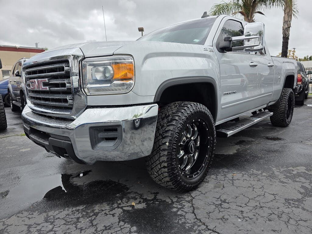 2018 GMC Sierra 2500HD SLE Double Cab SB 4WD