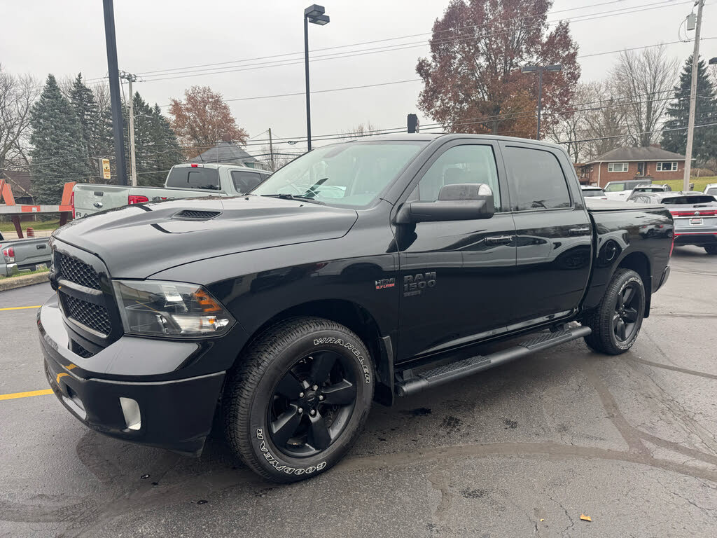2021 RAM 1500 Classic SLT Crew Cab 4WD