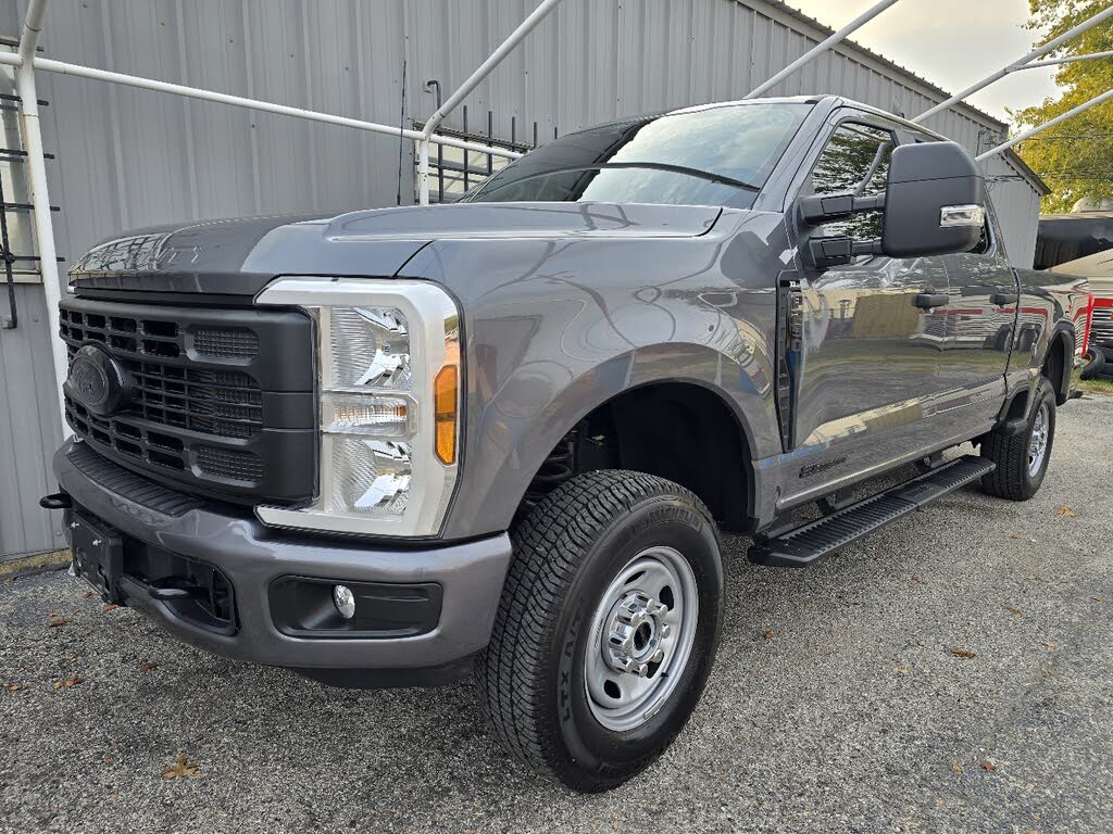 2024 Ford F-250 Super Duty XL Crew Cab 4WD