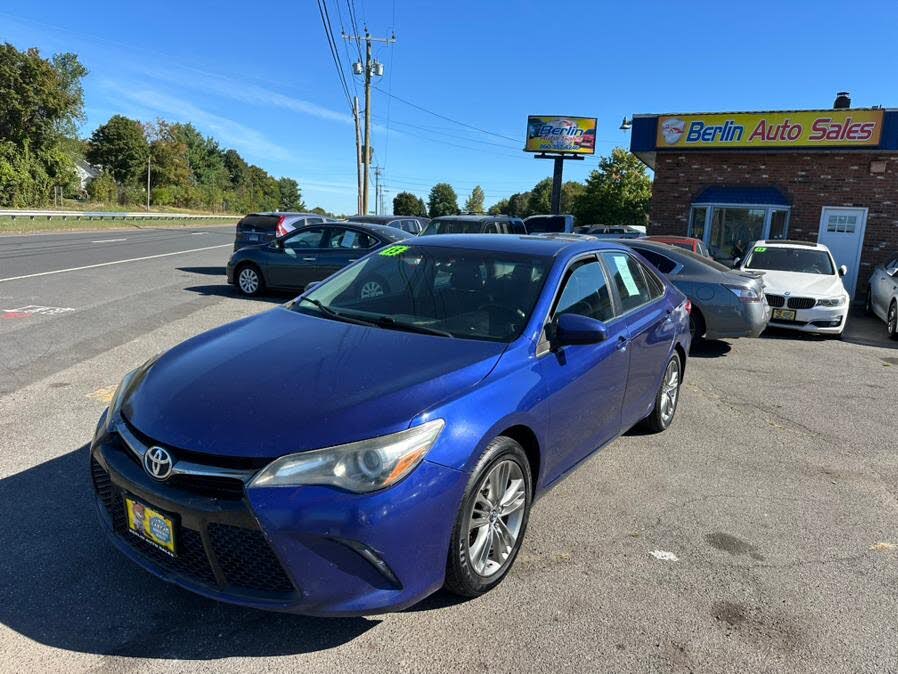 2015 Toyota Camry SE
