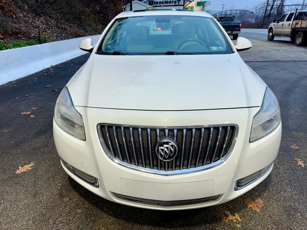 2011 Buick Regal CXL Sedan FWD