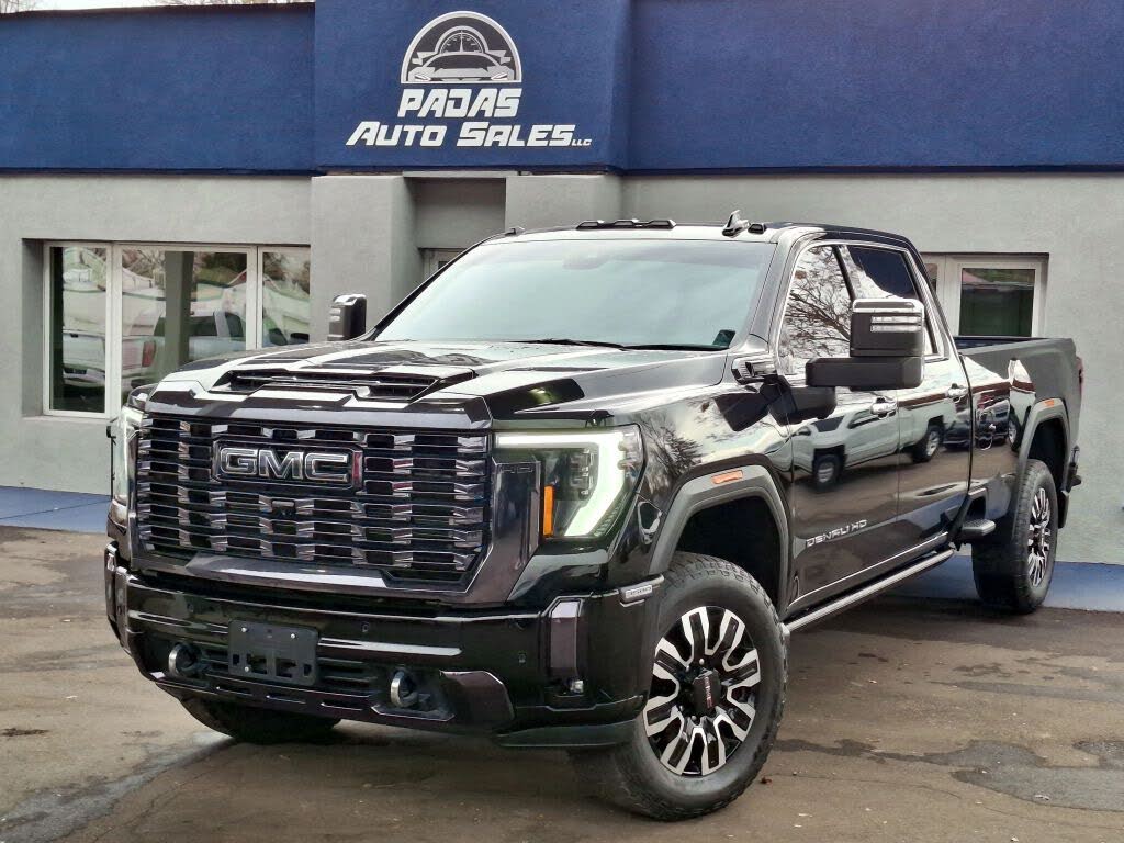 2024 GMC Sierra 3500HD Denali Ultimate Crew Cab 4WD