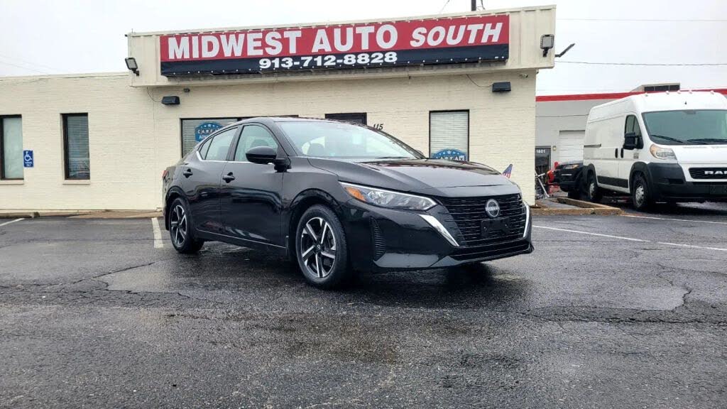 2024 Nissan Sentra SV FWD