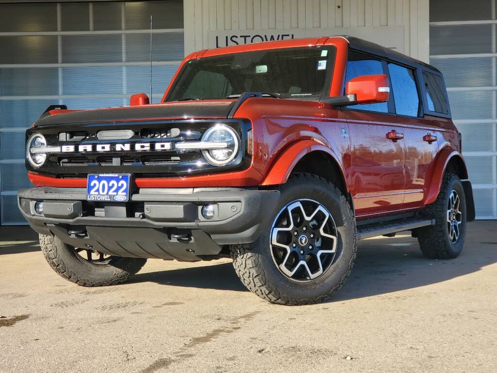 2022 Ford Bronco Outer Banks 4-Door 4WD