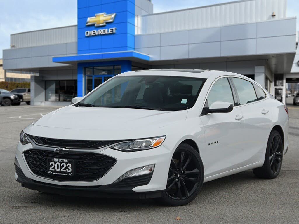 Chevrolet Malibu LT with 2LT FWD 2023