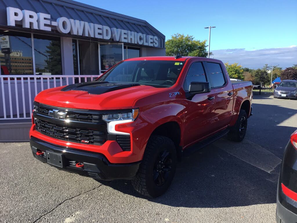 2024 Chevrolet Silverado 1500 LT Trail Boss Crew Cab 4WD