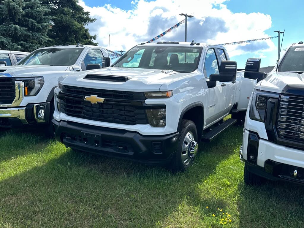 2025 Chevrolet Silverado 3500HD Work Truck Double Cab LB 4WD