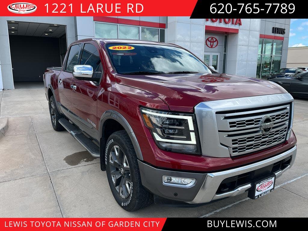 2022 Nissan Titan Platinum Reserve Crew Cab 4WD