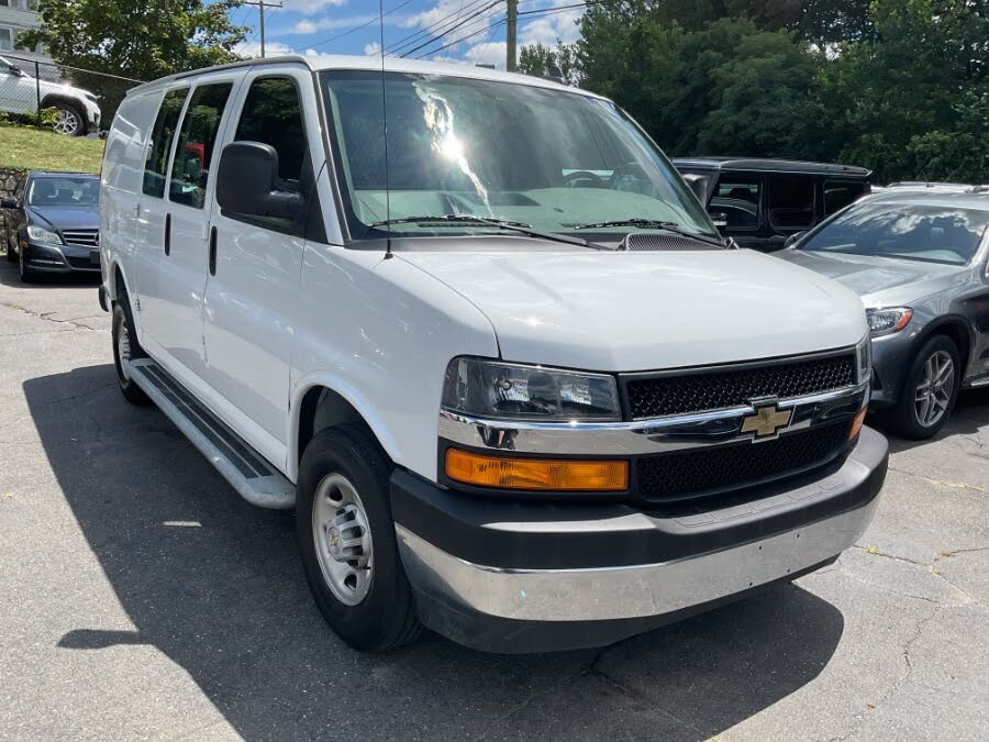 2023 Chevrolet Express Cargo 2500 RWD