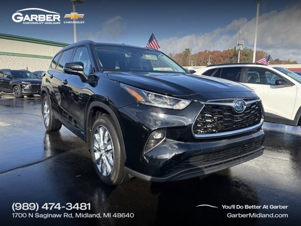 2023 Toyota Highlander Hybrid Limited AWD