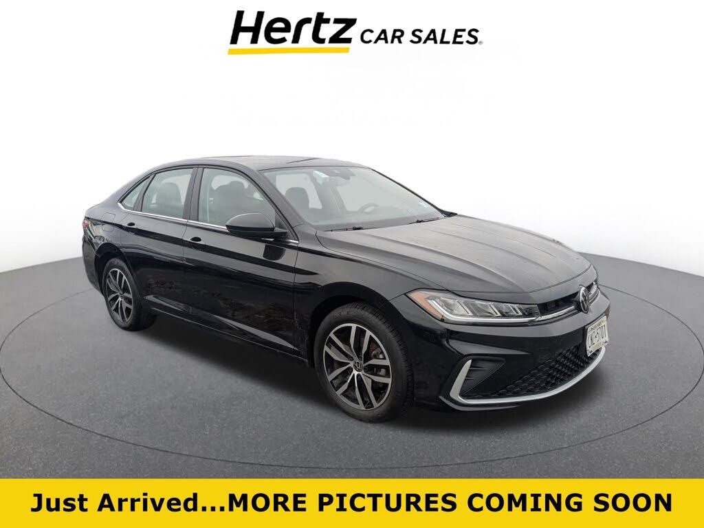 2025 Volkswagen Jetta SE FWD