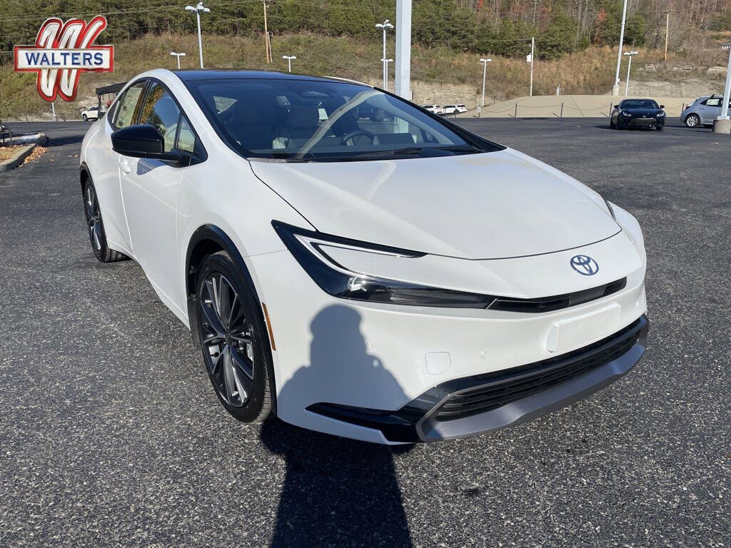 2026 Toyota Prius XLE FWD