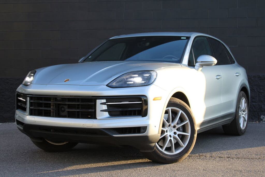2024 Porsche Cayenne AWD
