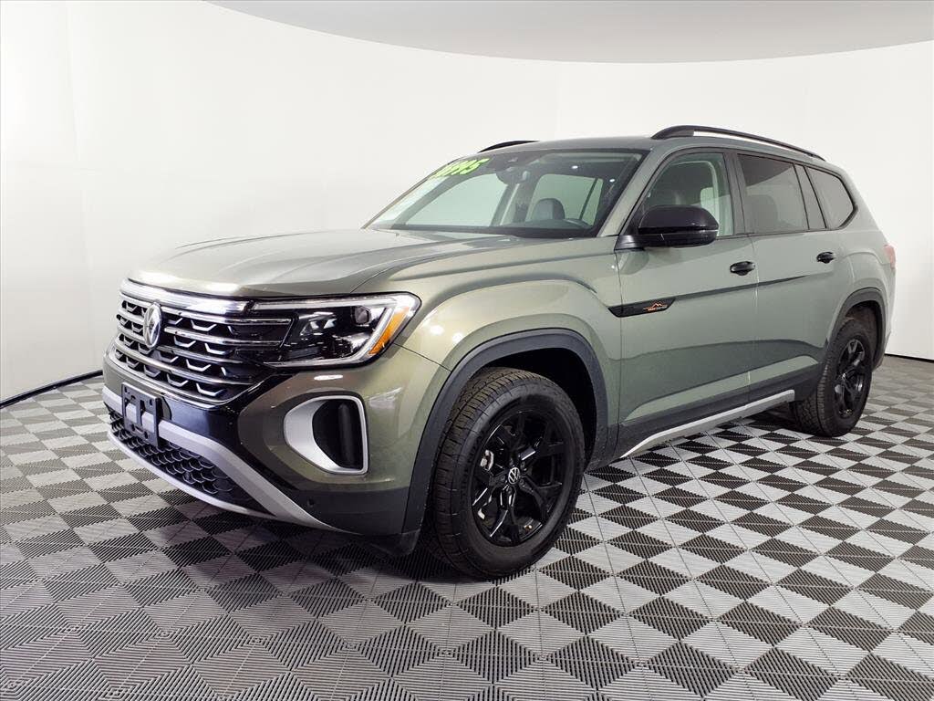 2024 Volkswagen Atlas Peak Edition SE 4Motion AWD with Technology