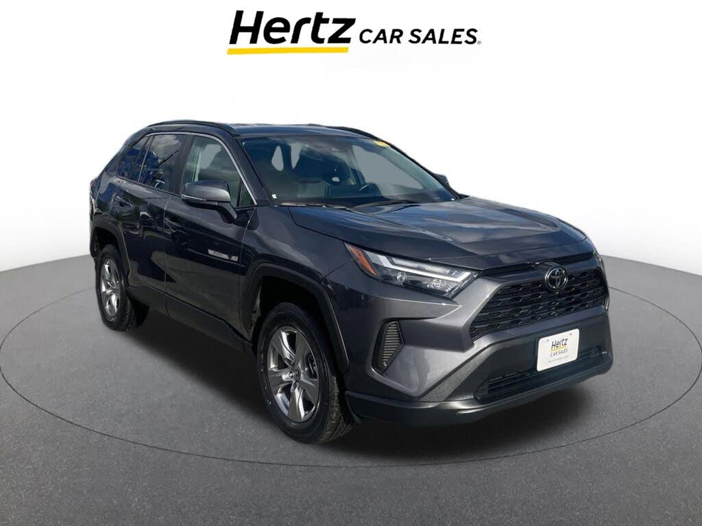 2025 Toyota RAV4 XLE FWD