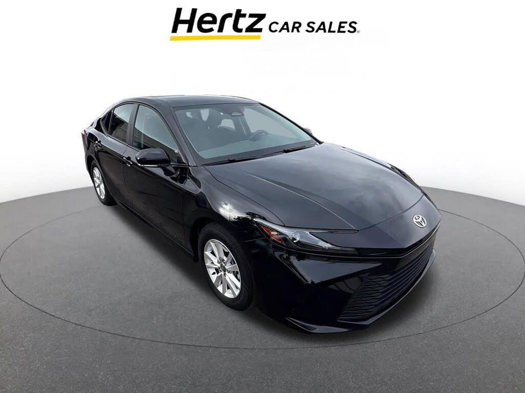 2025 Toyota Camry LE FWD