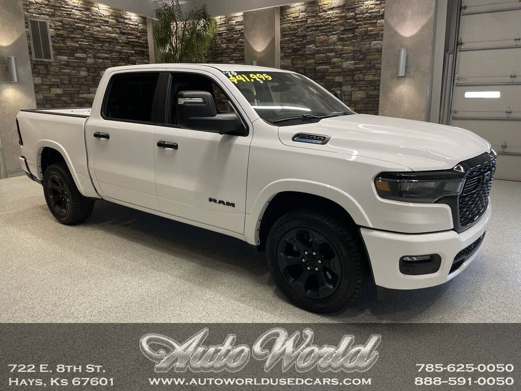 2025 RAM 1500 Big Horn Crew Cab 4WD