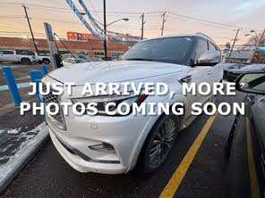 INFINITI QX80 Luxe 4WD