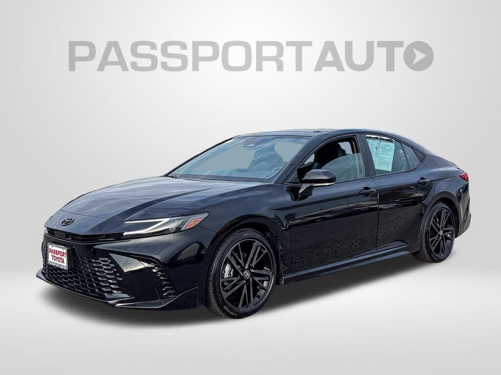 2025 Toyota Camry XSE FWD