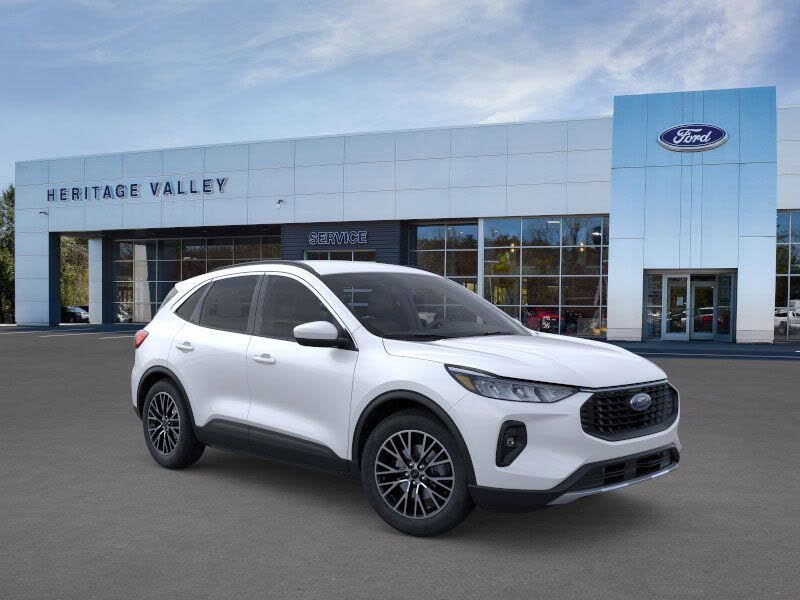 2026 Ford Escape Hybrid Plug-in FWD