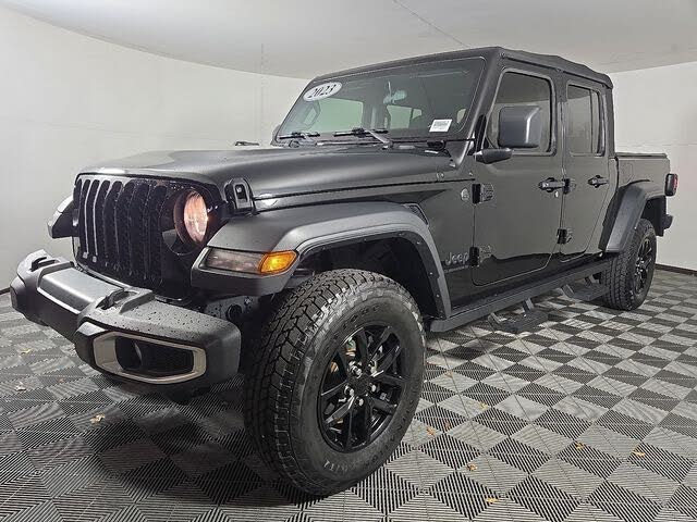 2023 Jeep Gladiator Sport Crew Cab 4WD