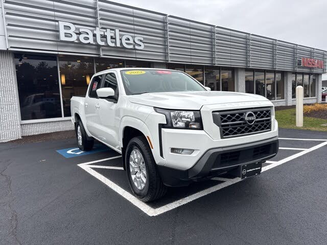 2023 Nissan Frontier SV Crew Cab 4WD