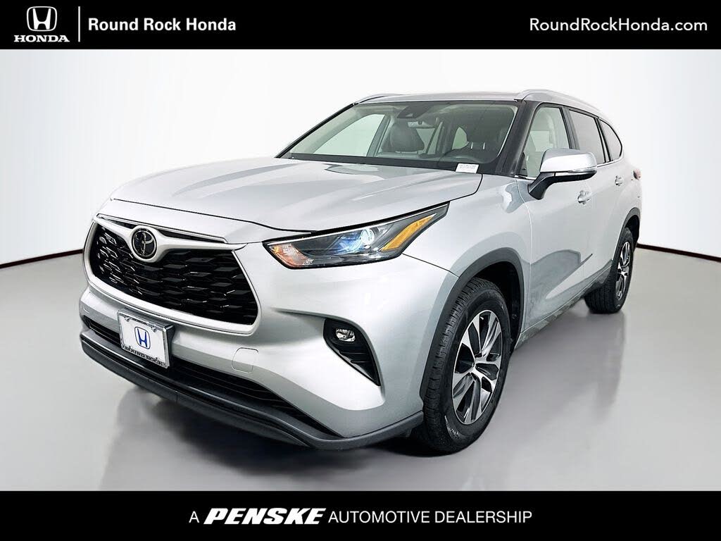 2024 Toyota Highlander XLE FWD