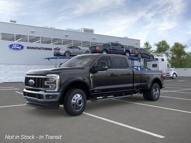 2026 Ford F-450 Super Duty Lariat Crew Cab LB DRW 4WD