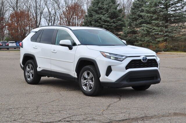 2022 Toyota RAV4 Hybrid XLE AWD