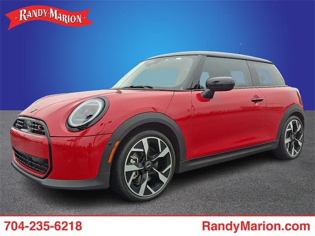 2025 MINI Cooper S Signature Trim 2-door Hatchback