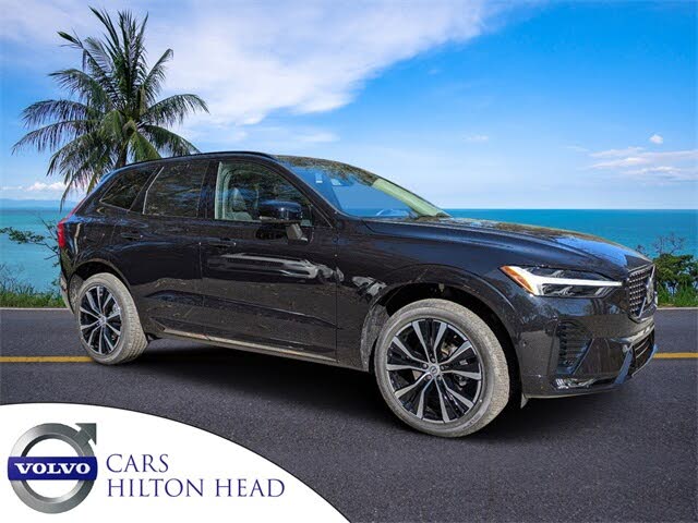 2025 Volvo XC60 B5 Plus Dark Theme AWD